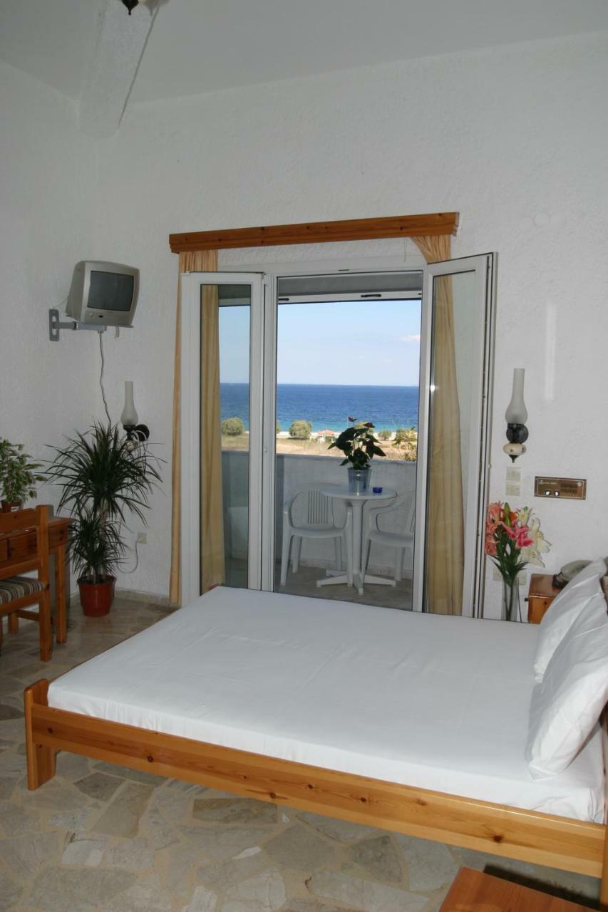 Kedros Hotel Samos Island Dış mekan fotoğraf
